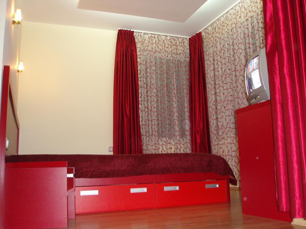 Mania Guest House 칼로페르 객실 사진
