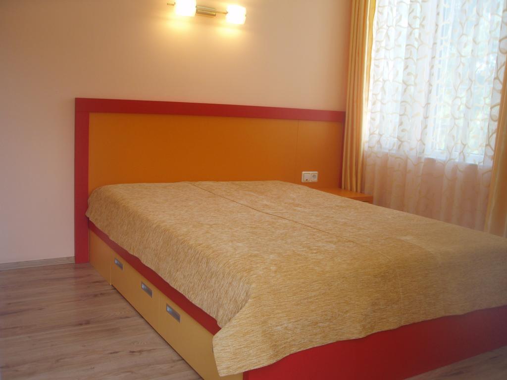 Mania Guest House 칼로페르 객실 사진