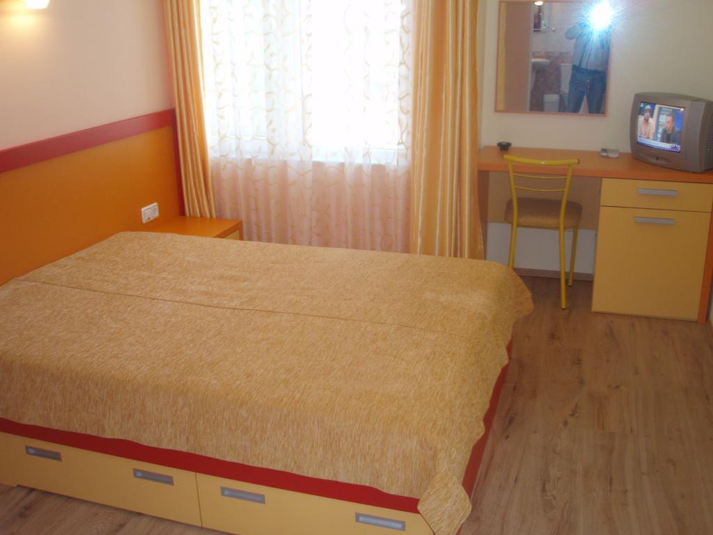 Mania Guest House 칼로페르 객실 사진