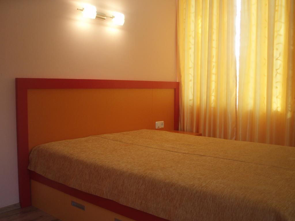 Mania Guest House 칼로페르 객실 사진